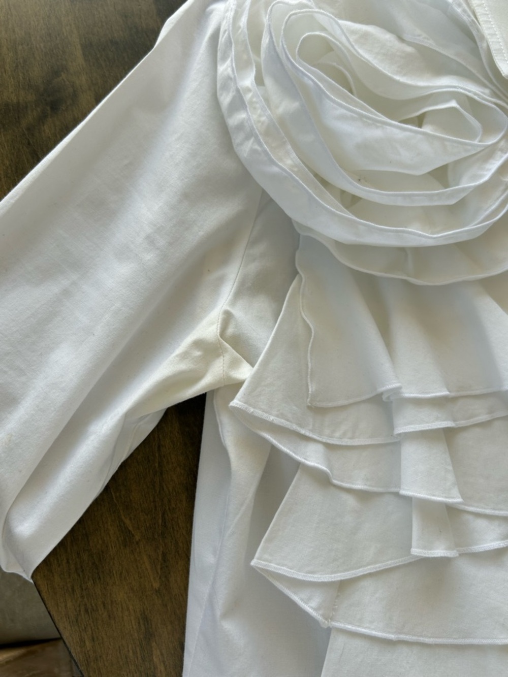 White Ruffle Cascade Button-Front Blouse with 🌺 - Picture 8 of 9